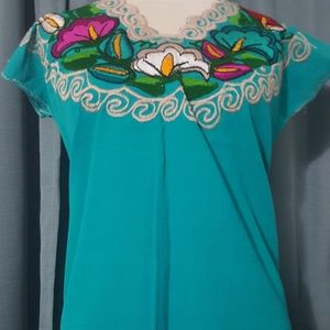 Floral embroidered shirt